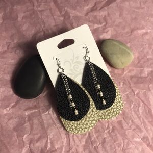 Lightweight leather earrings, black and silver, beaded